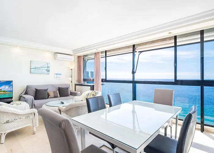 Santa Margarita 15-e Levante 아파트
