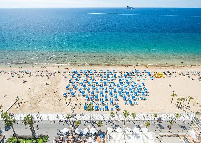 Santa Margarita 15-e Levante 아파트 *